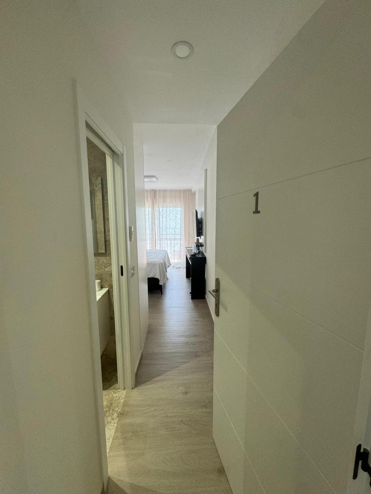 Room San Pedro De Alcantara ماربيا المظهر الخارجي الصورة